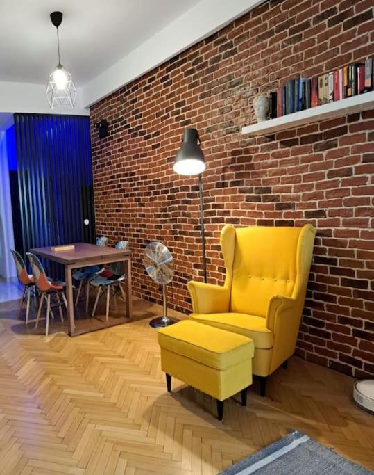 Classy Apartment With Parking In The City Center Bucareste Exterior foto