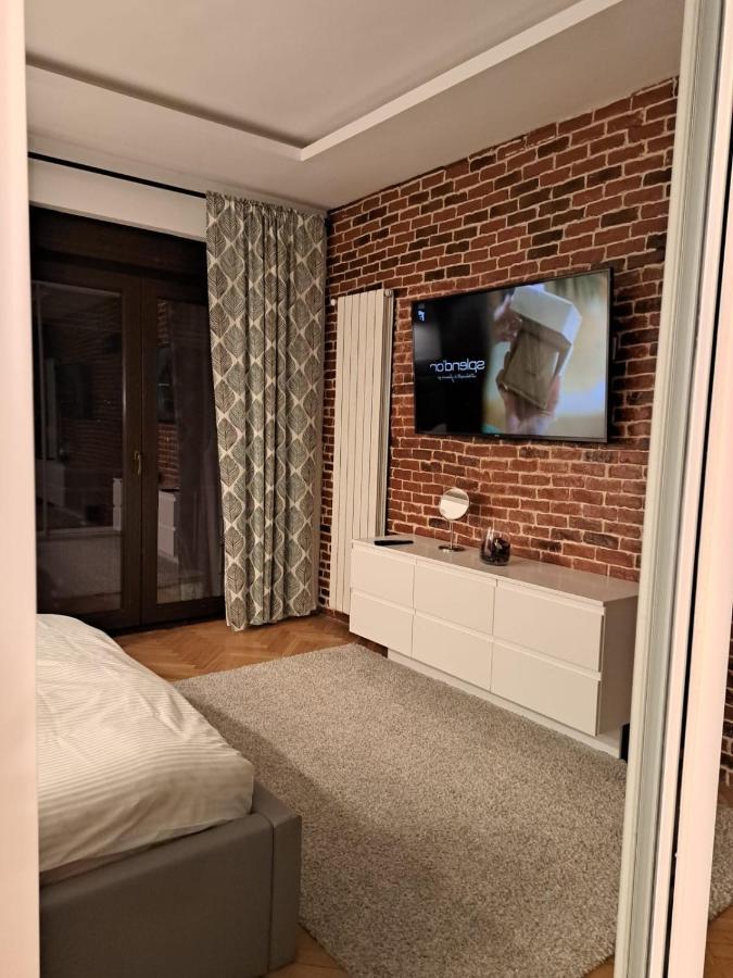 Classy Apartment With Parking In The City Center Bucareste Exterior foto