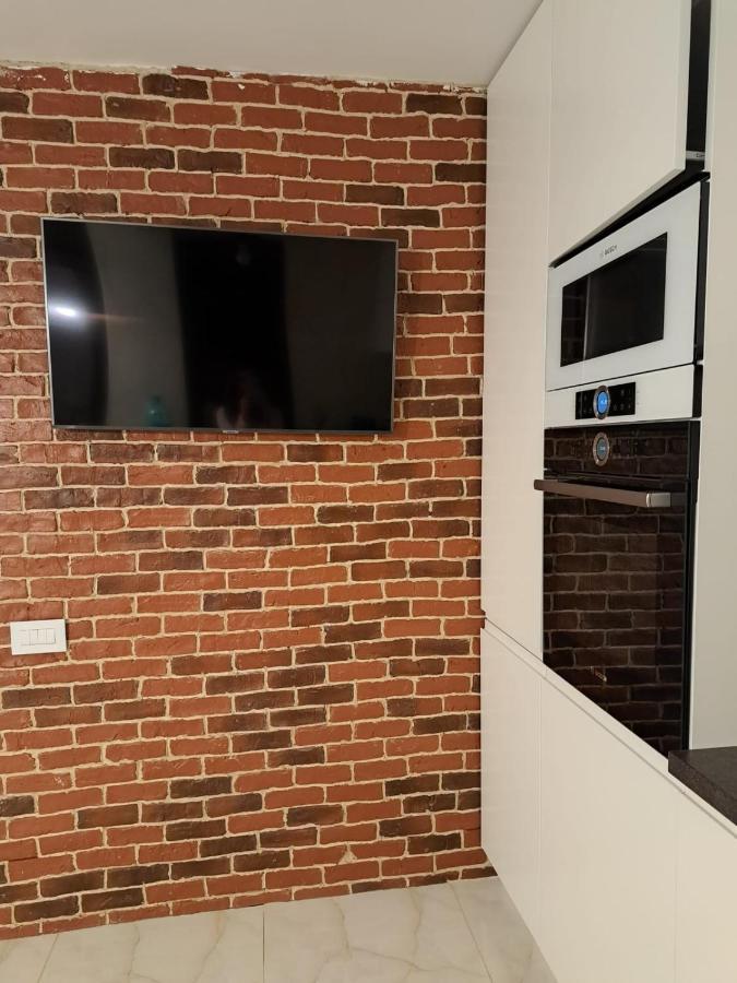 Classy Apartment With Parking In The City Center Bucareste Exterior foto