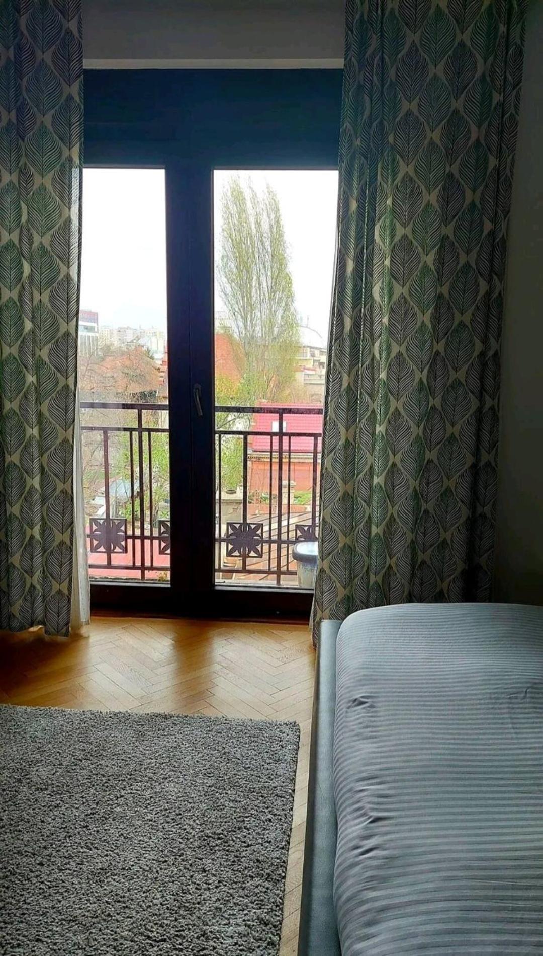 Classy Apartment With Parking In The City Center Bucareste Exterior foto
